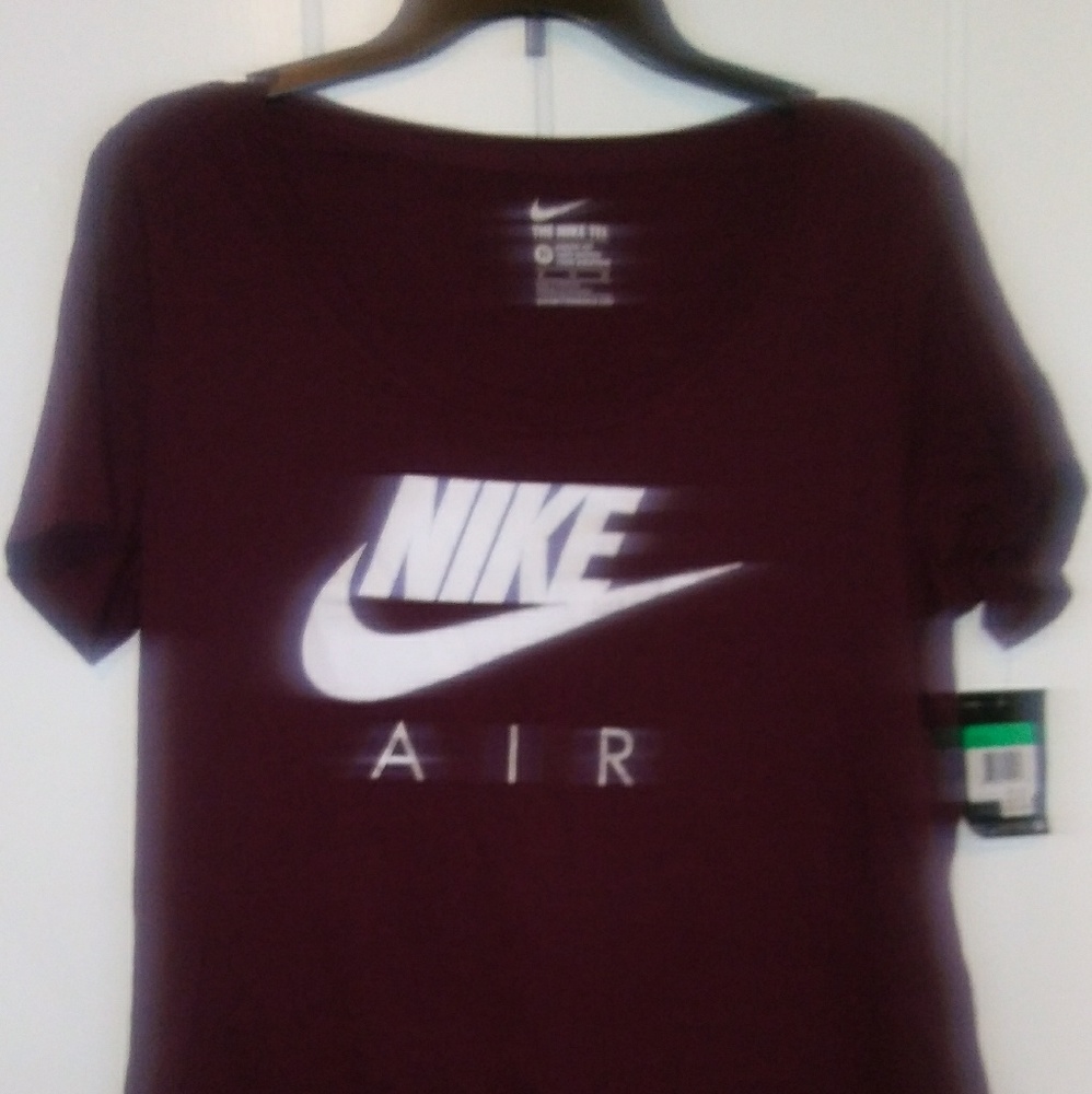 Womens Small Nike Air T-shirt